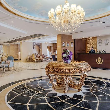 Tulip Inn Al Khan Hotel Шарджа Экстерьер фото